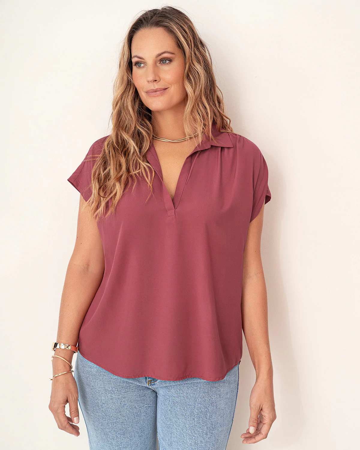 Blusa manga corta con botones funcionales y cuello camisero