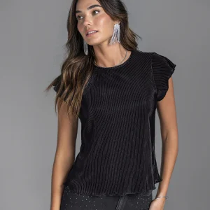 Camiseta manga corta en tela satinada y acanalada