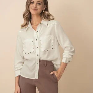 Blusa manga larga con tachas